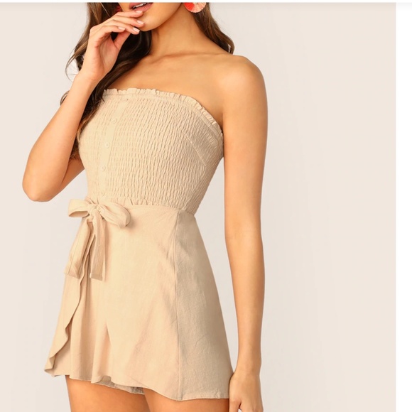 Pants - NEW Gorgeous Spring Summer Tube Top Tan Romper M